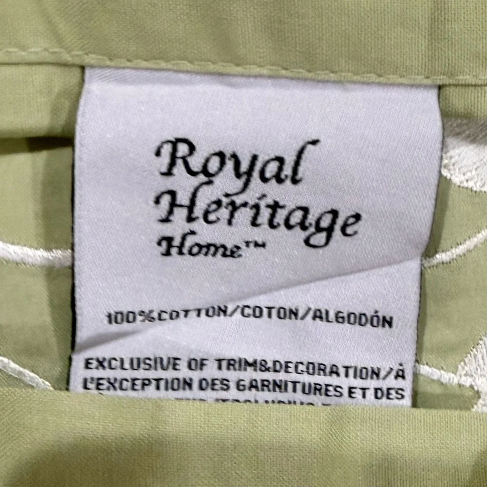 Green Leaf Patterned Pillow Covers